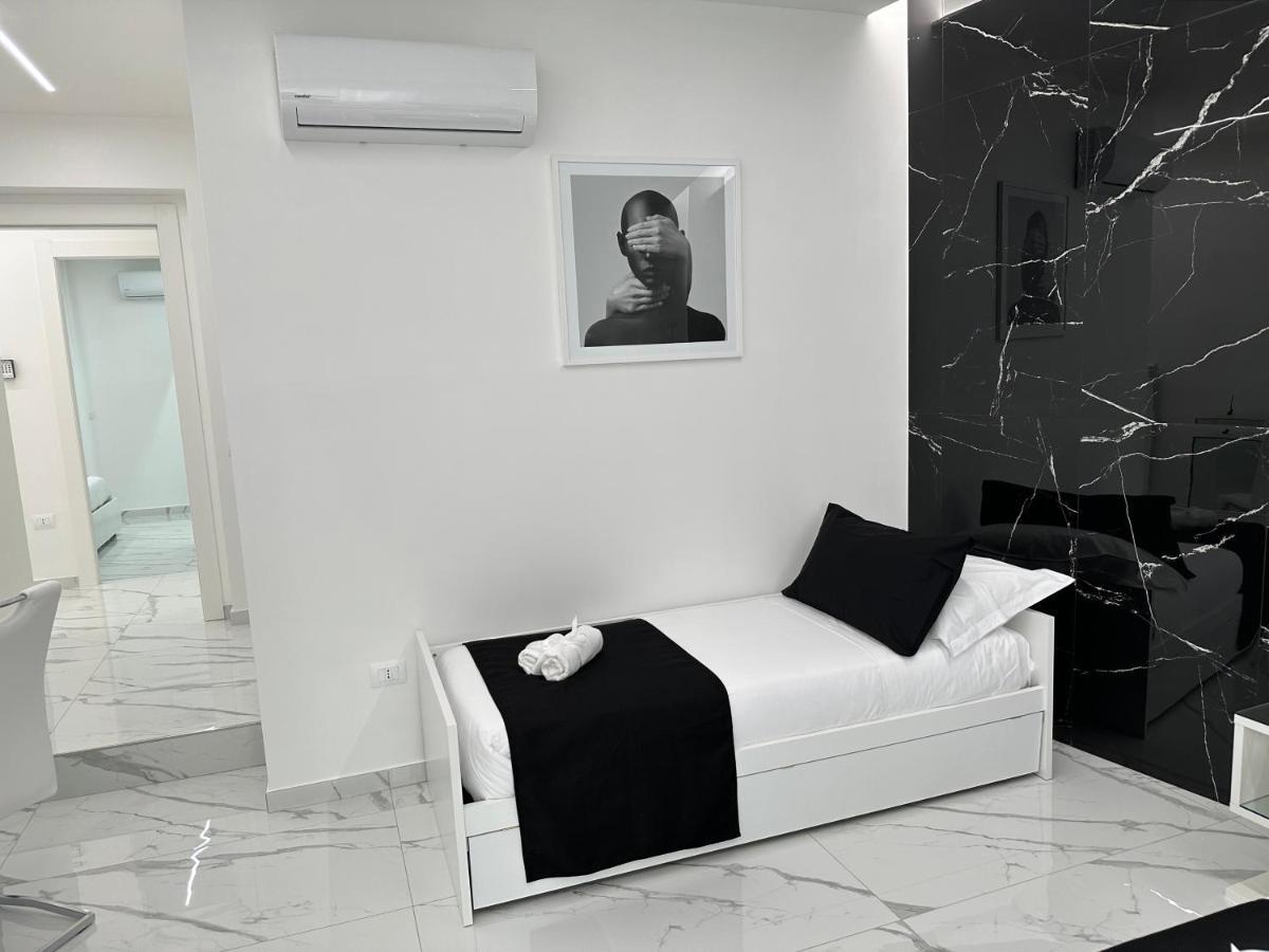 White Elegance Luxury B&B Caserta Zewnętrze zdjęcie