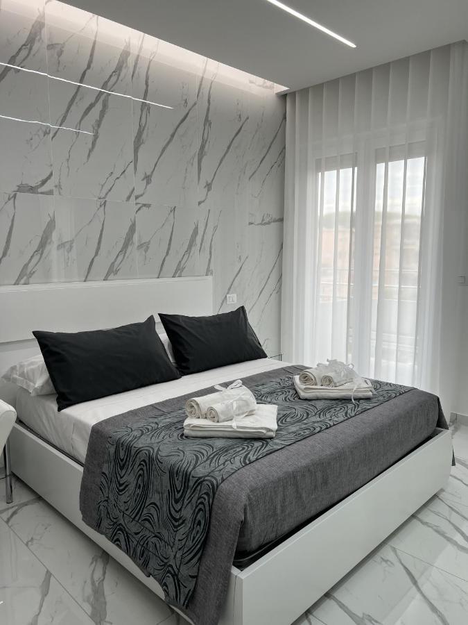 White Elegance Luxury B&B Caserta Zewnętrze zdjęcie