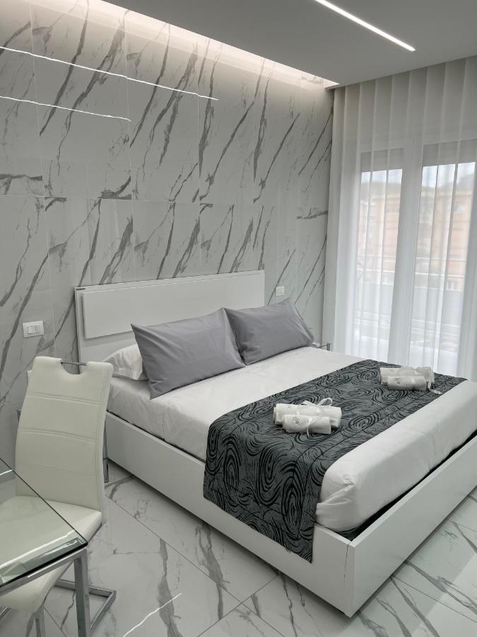 White Elegance Luxury B&B Caserta Zewnętrze zdjęcie