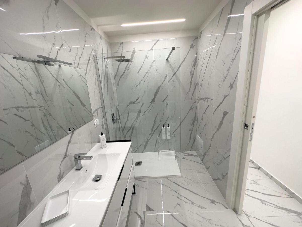 White Elegance Luxury B&B Caserta Zewnętrze zdjęcie