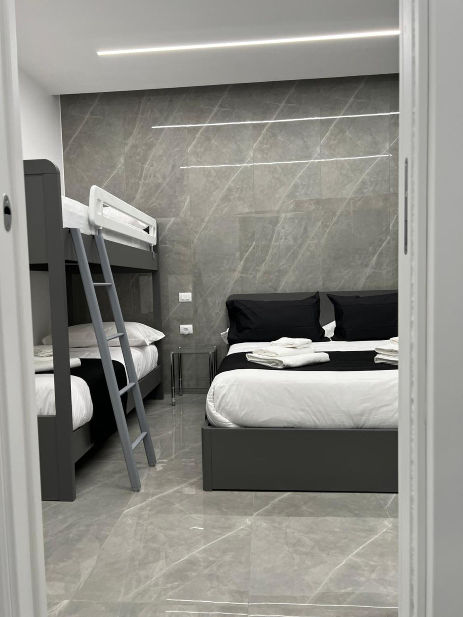 White Elegance Luxury B&B Caserta Zewnętrze zdjęcie