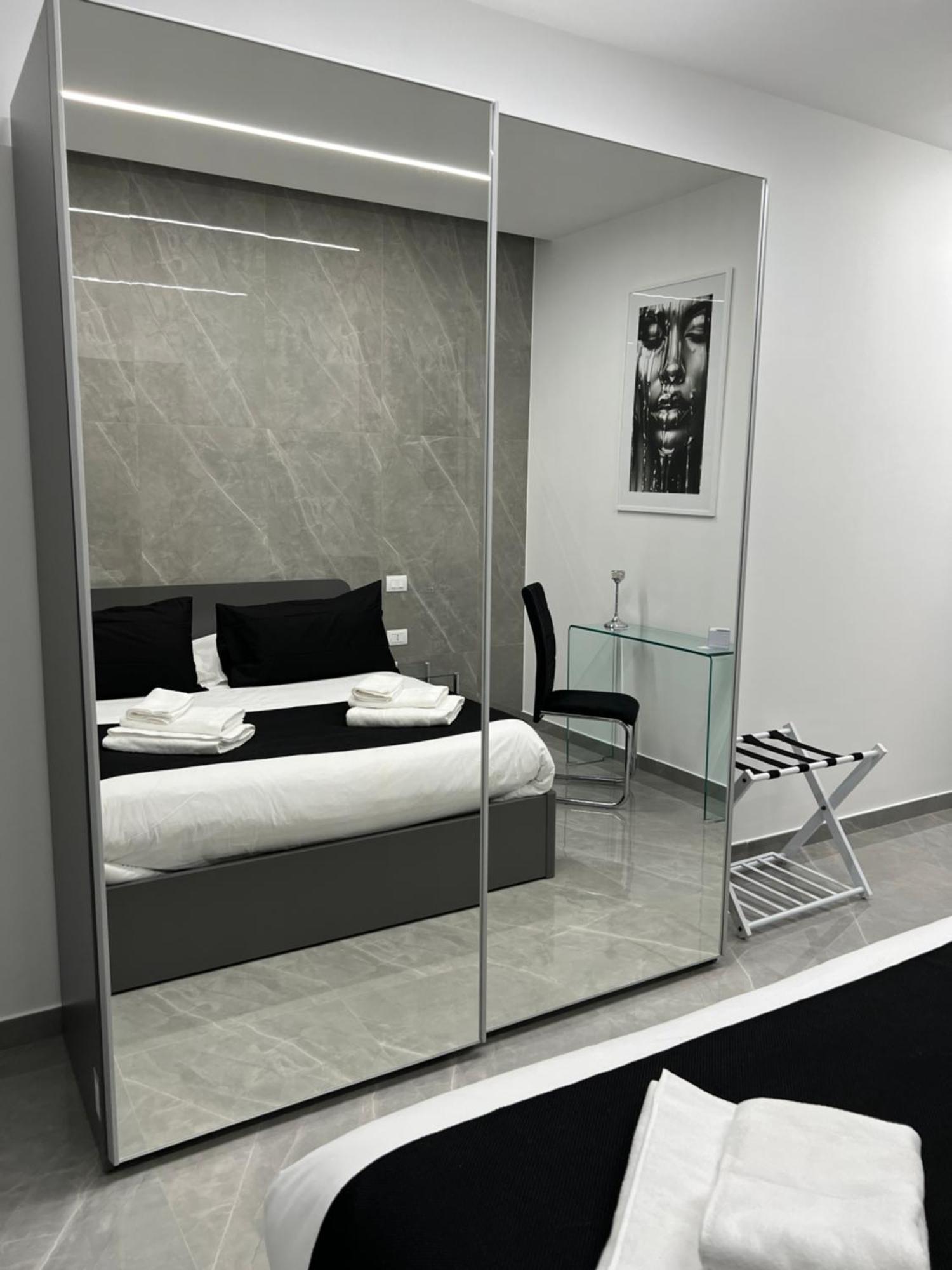White Elegance Luxury B&B Caserta Zewnętrze zdjęcie