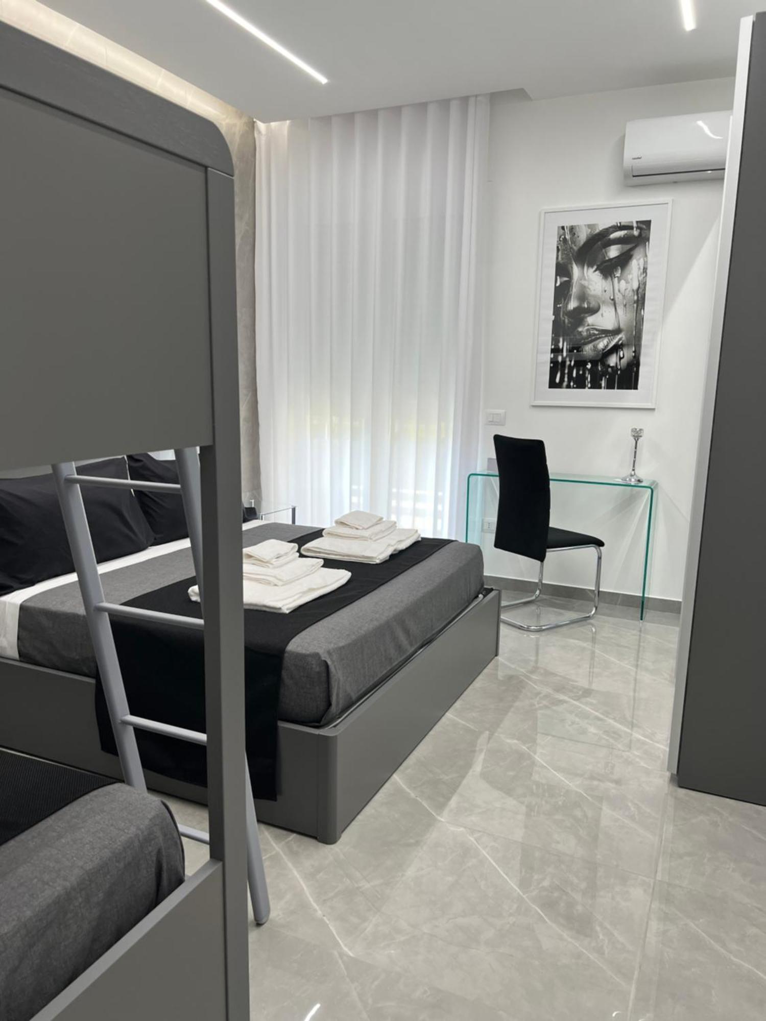 White Elegance Luxury B&B Caserta Zewnętrze zdjęcie