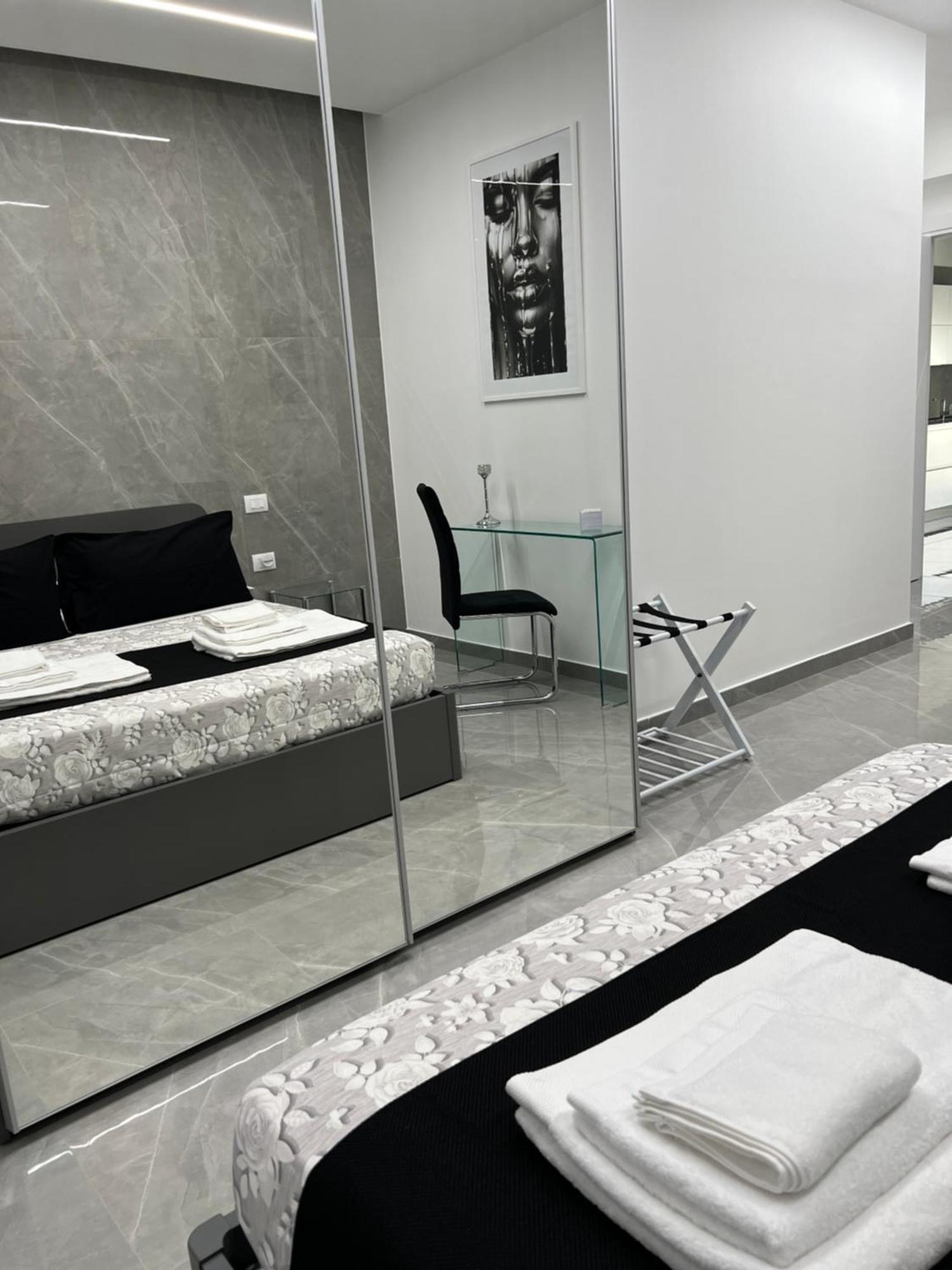 White Elegance Luxury B&B Caserta Zewnętrze zdjęcie