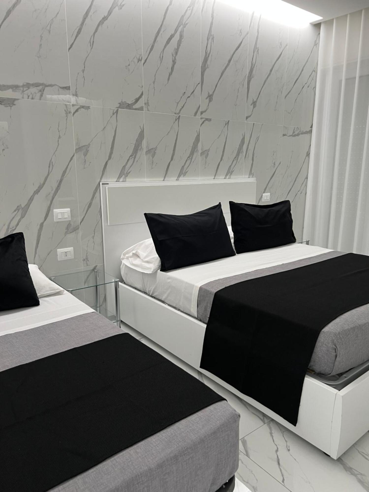 White Elegance Luxury B&B Caserta Zewnętrze zdjęcie